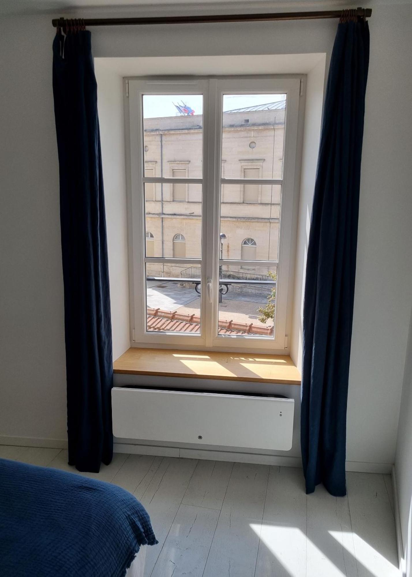 Victoire Saphir 203 Climatise Hotel De Ville Сен Дизие Екстериор снимка
