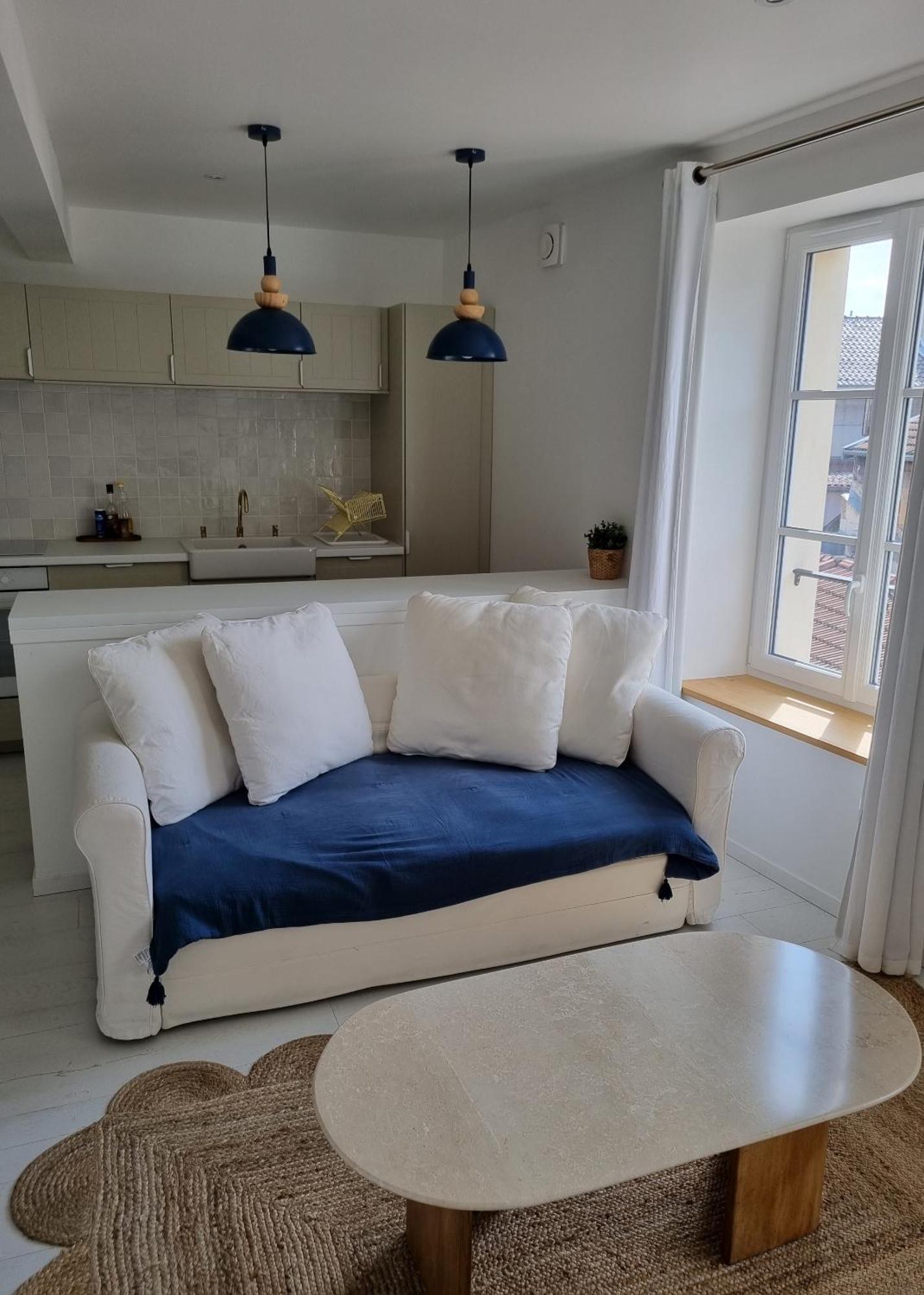 Victoire Saphir 203 Climatise Hotel De Ville Сен Дизие Екстериор снимка