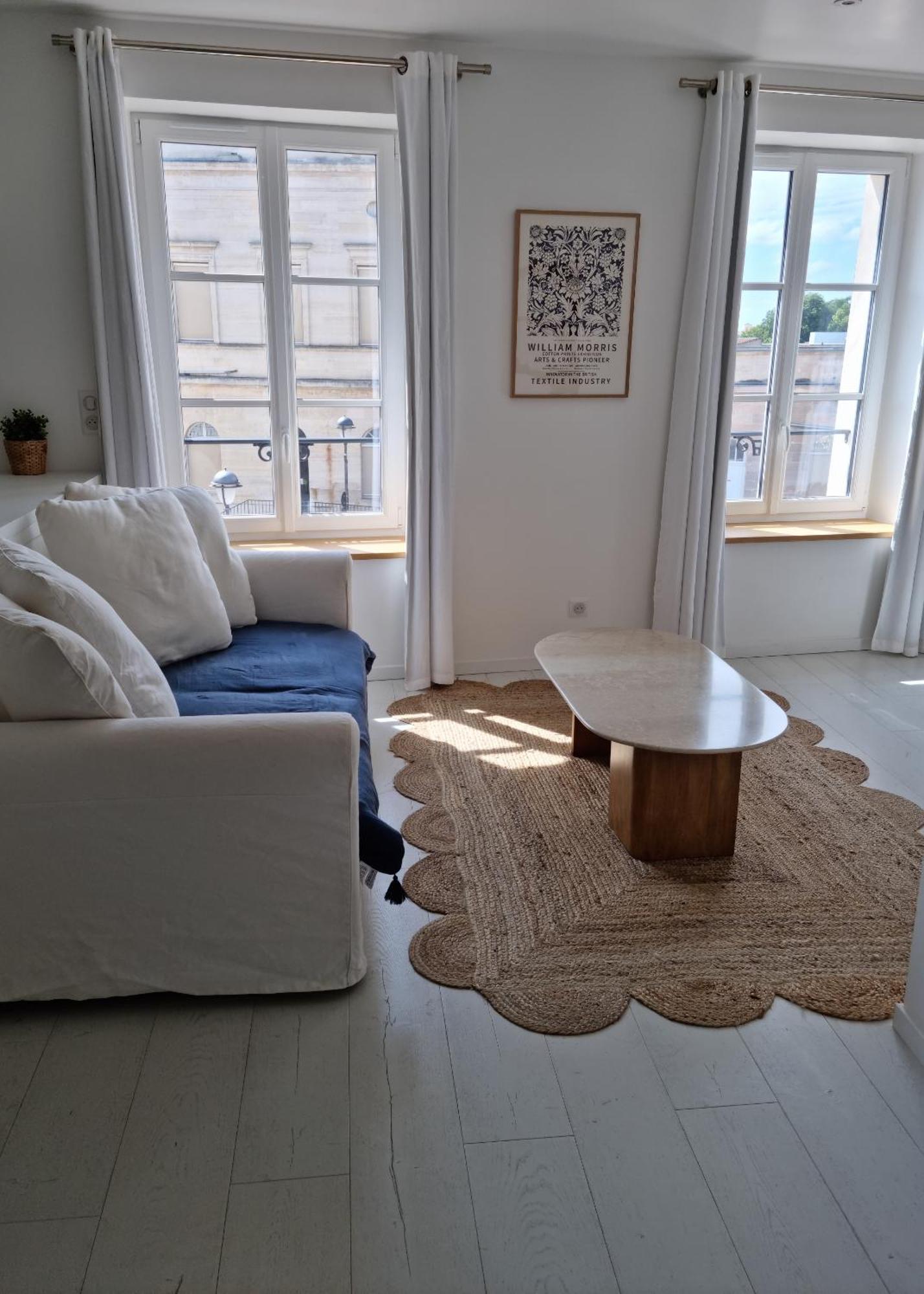 Victoire Saphir 203 Climatise Hotel De Ville Сен Дизие Екстериор снимка