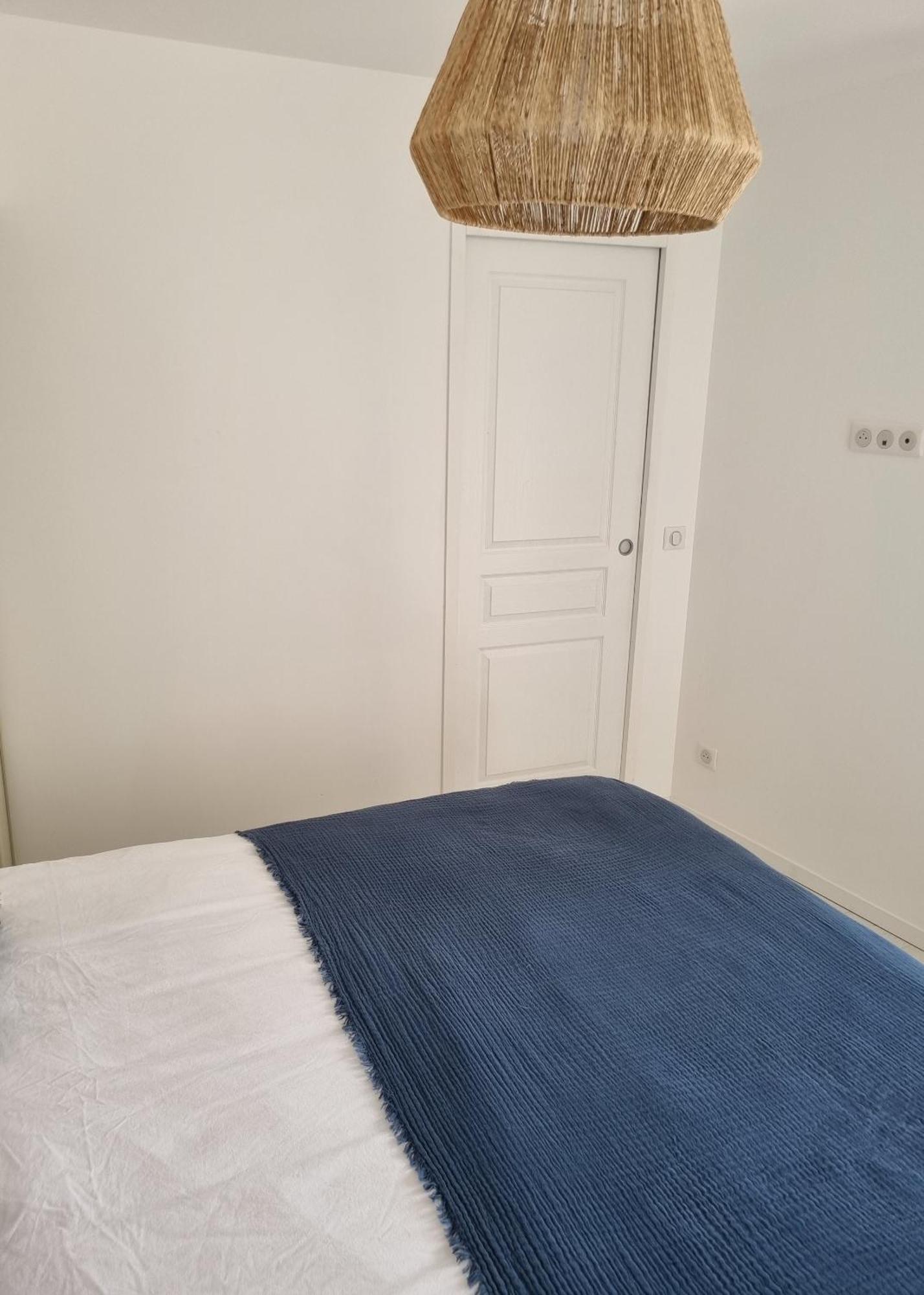 Victoire Saphir 203 Climatise Hotel De Ville Сен Дизие Екстериор снимка